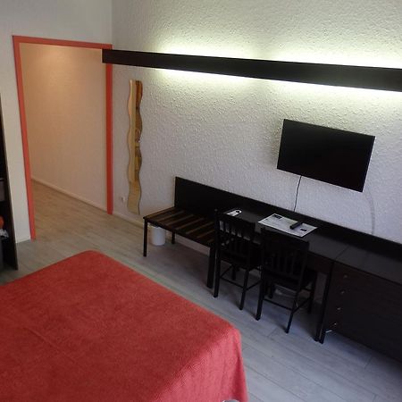Servhotel Morestel Buitenkant foto