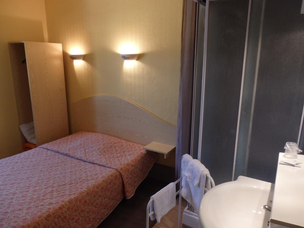 Servhotel Morestel Buitenkant foto
