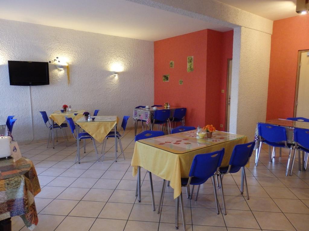 Servhotel Morestel Buitenkant foto
