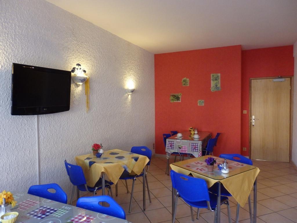 Servhotel Morestel Buitenkant foto