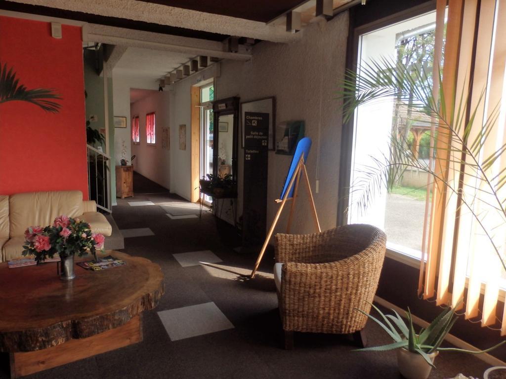 Servhotel Morestel Buitenkant foto